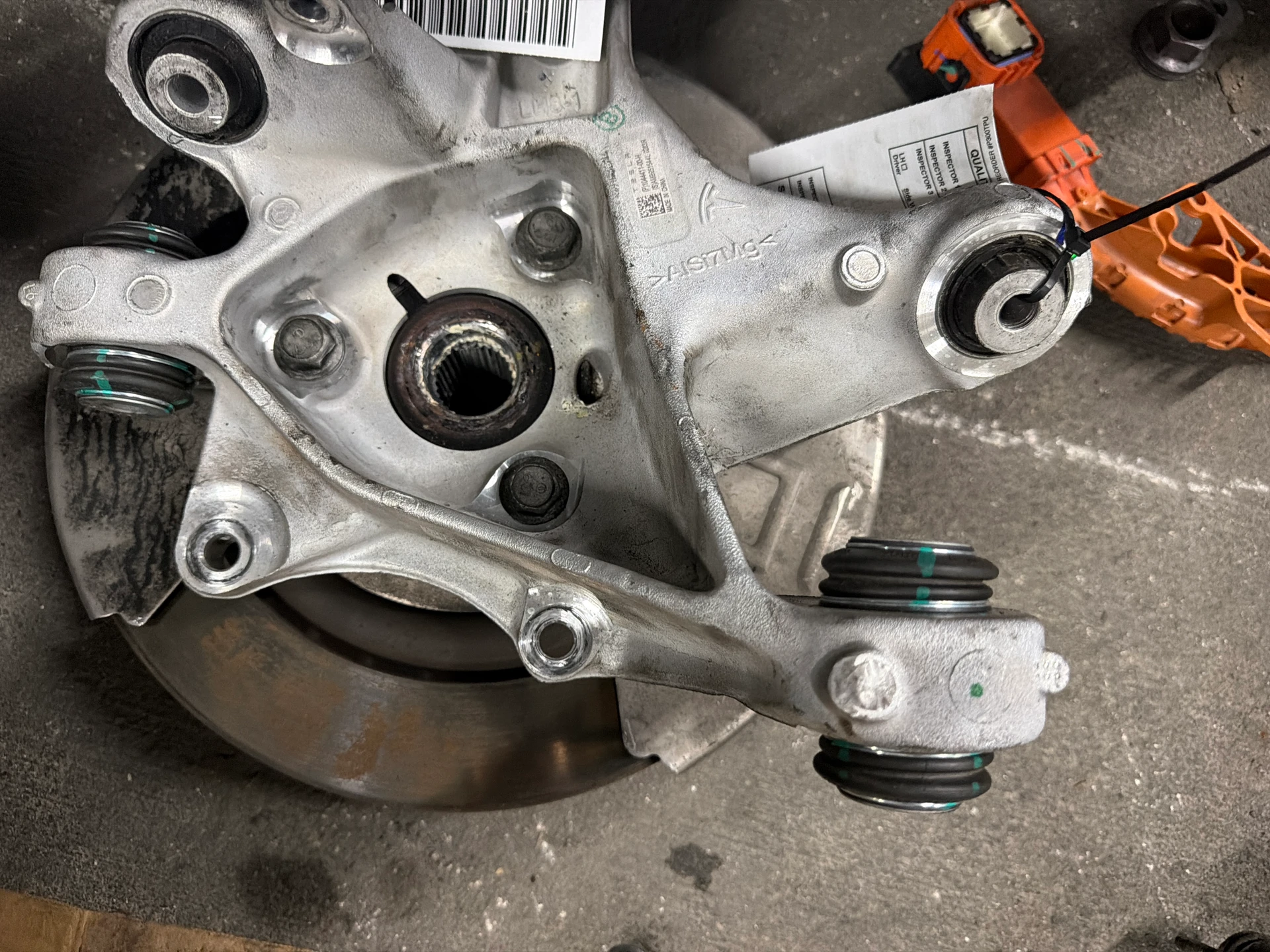 Rh Rear Knuckle · 1