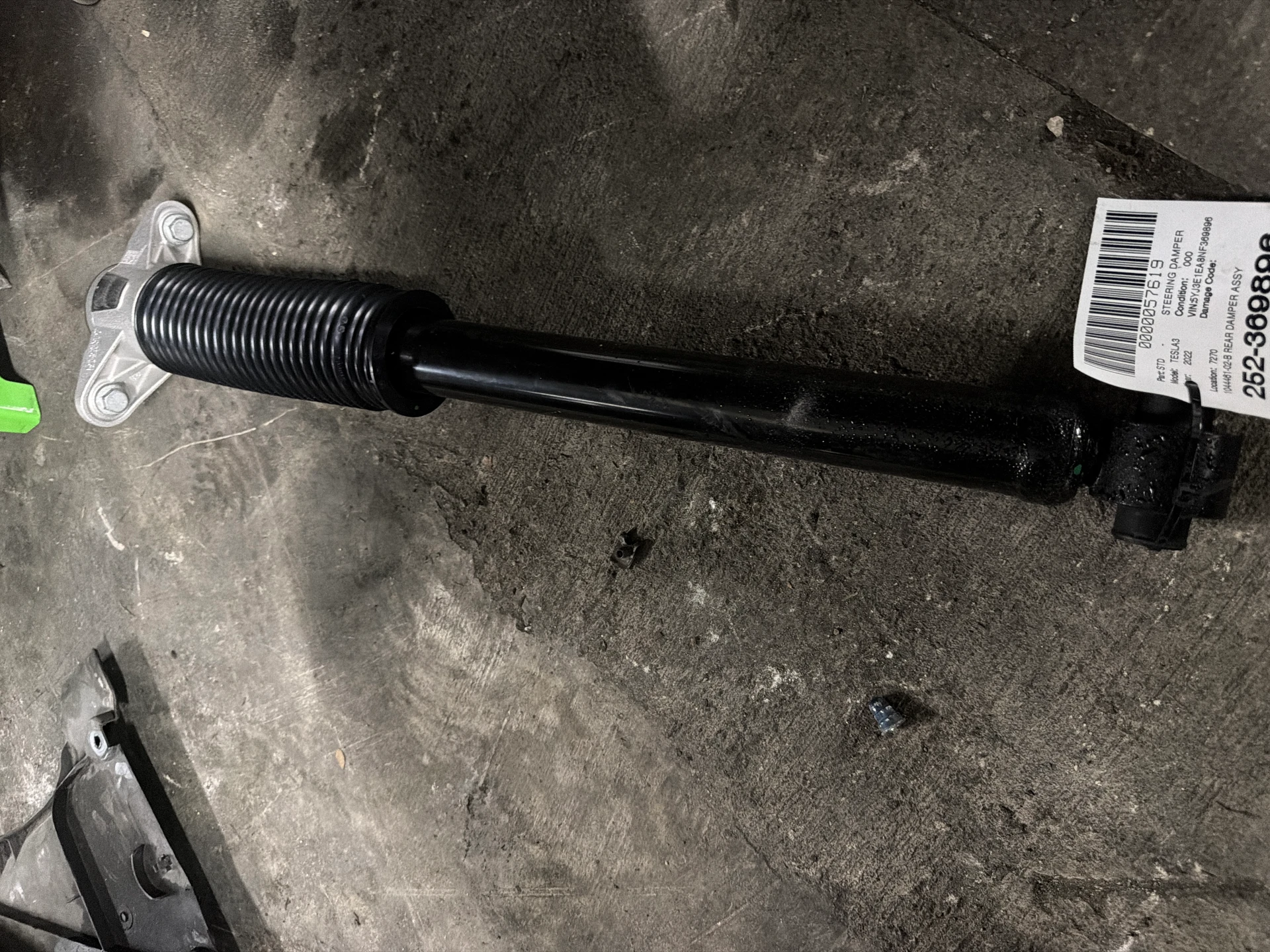 Rear Damper Assy Wheel Drive · 1