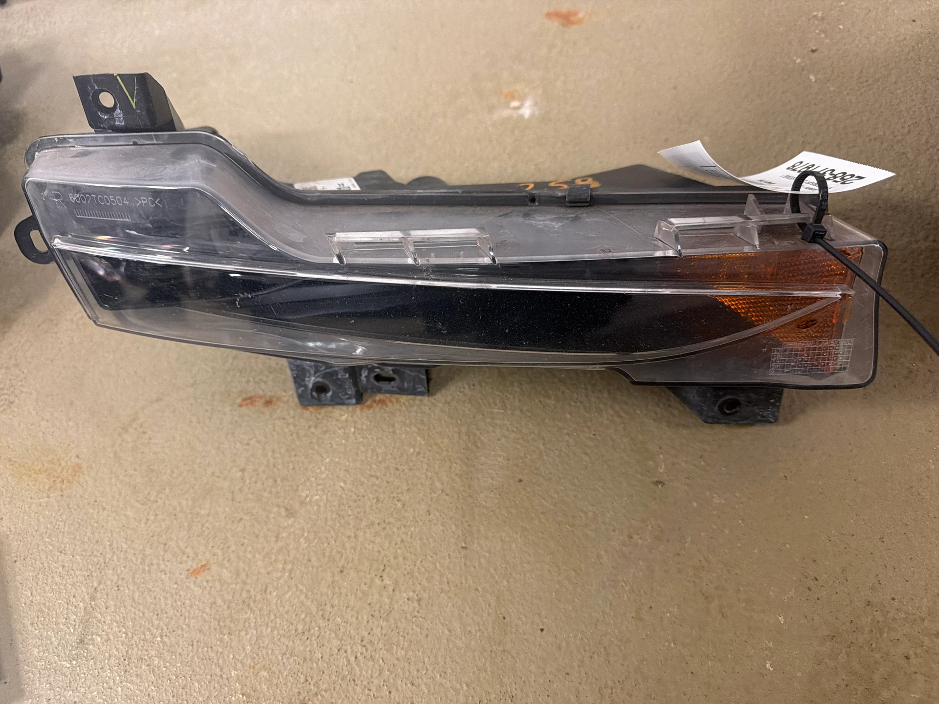 Rh Lamp Assembly Fascia Lampsae - Front · 1