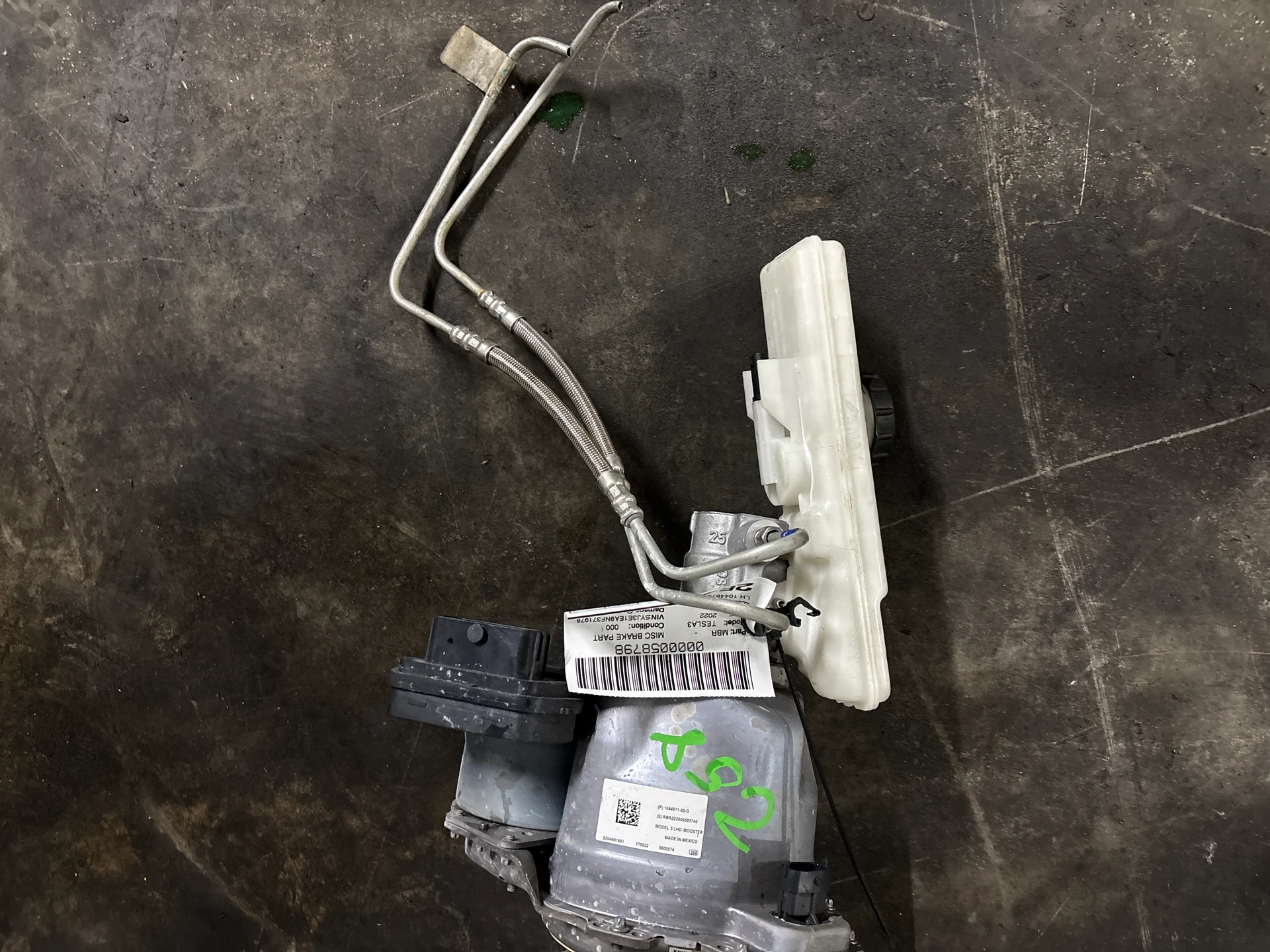 Lh Service Kit Master Cylinder · 1