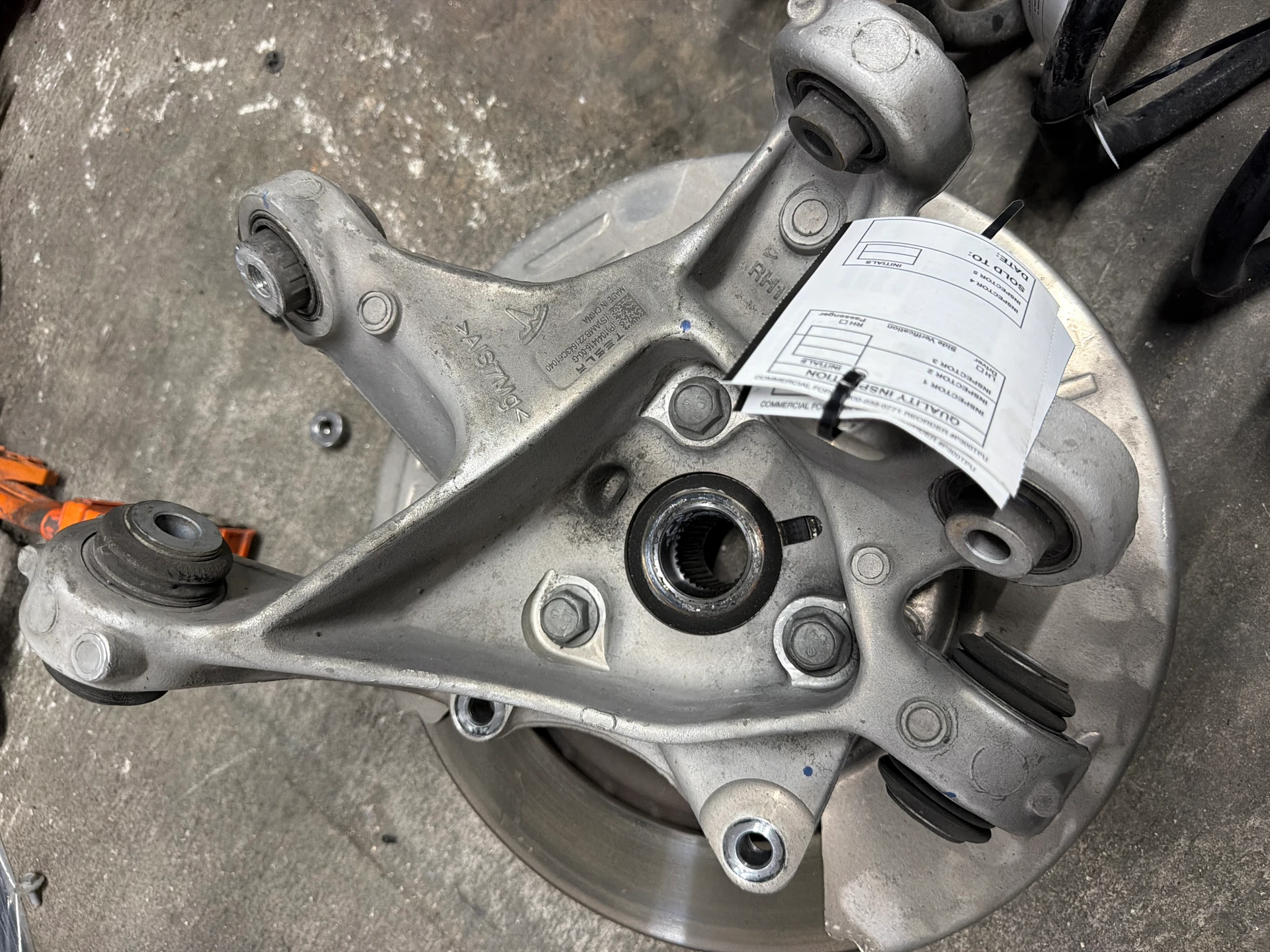 Rh Rear Knuckle · 1