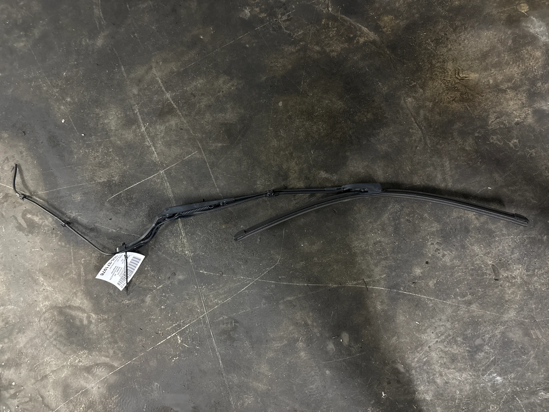 Lh Wiper Arm · 1