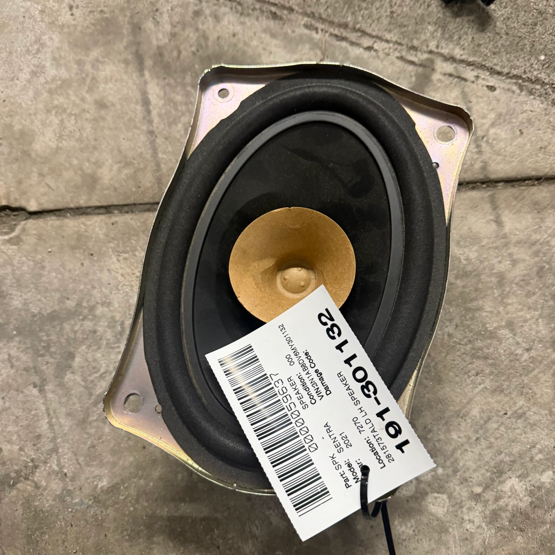 Lh Speaker · 1