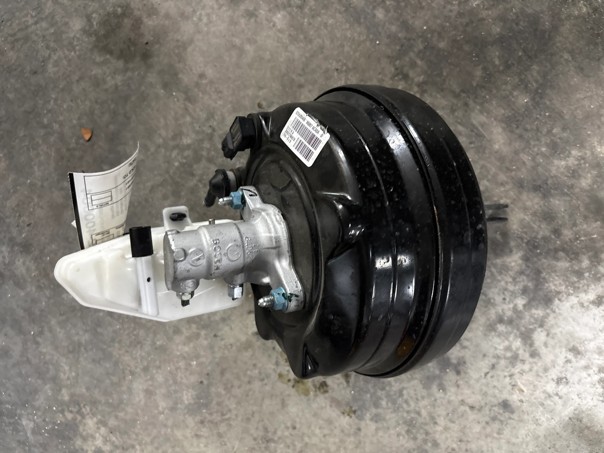 Master Cylinder Assy · 1