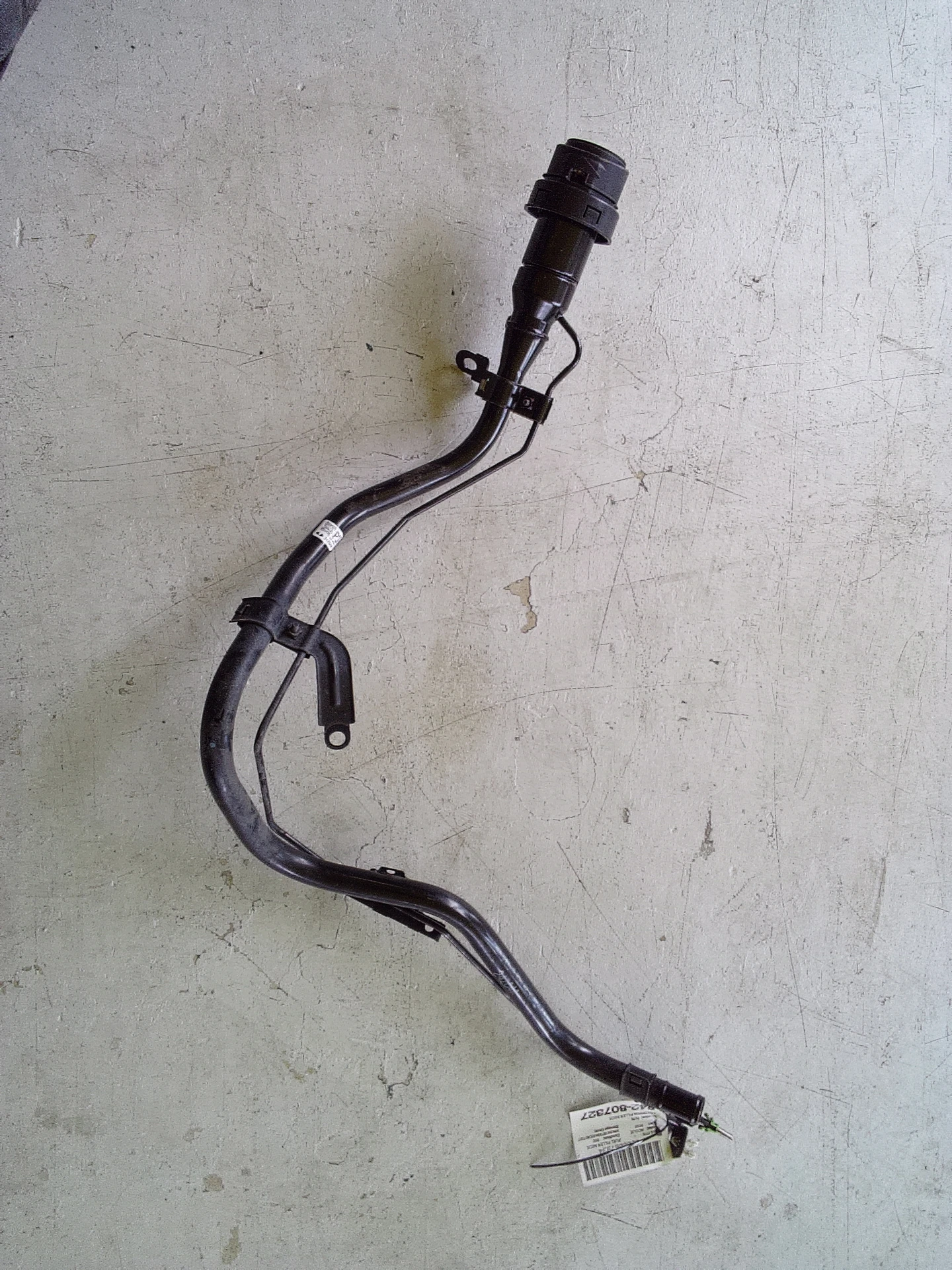 Filler Neck · 1