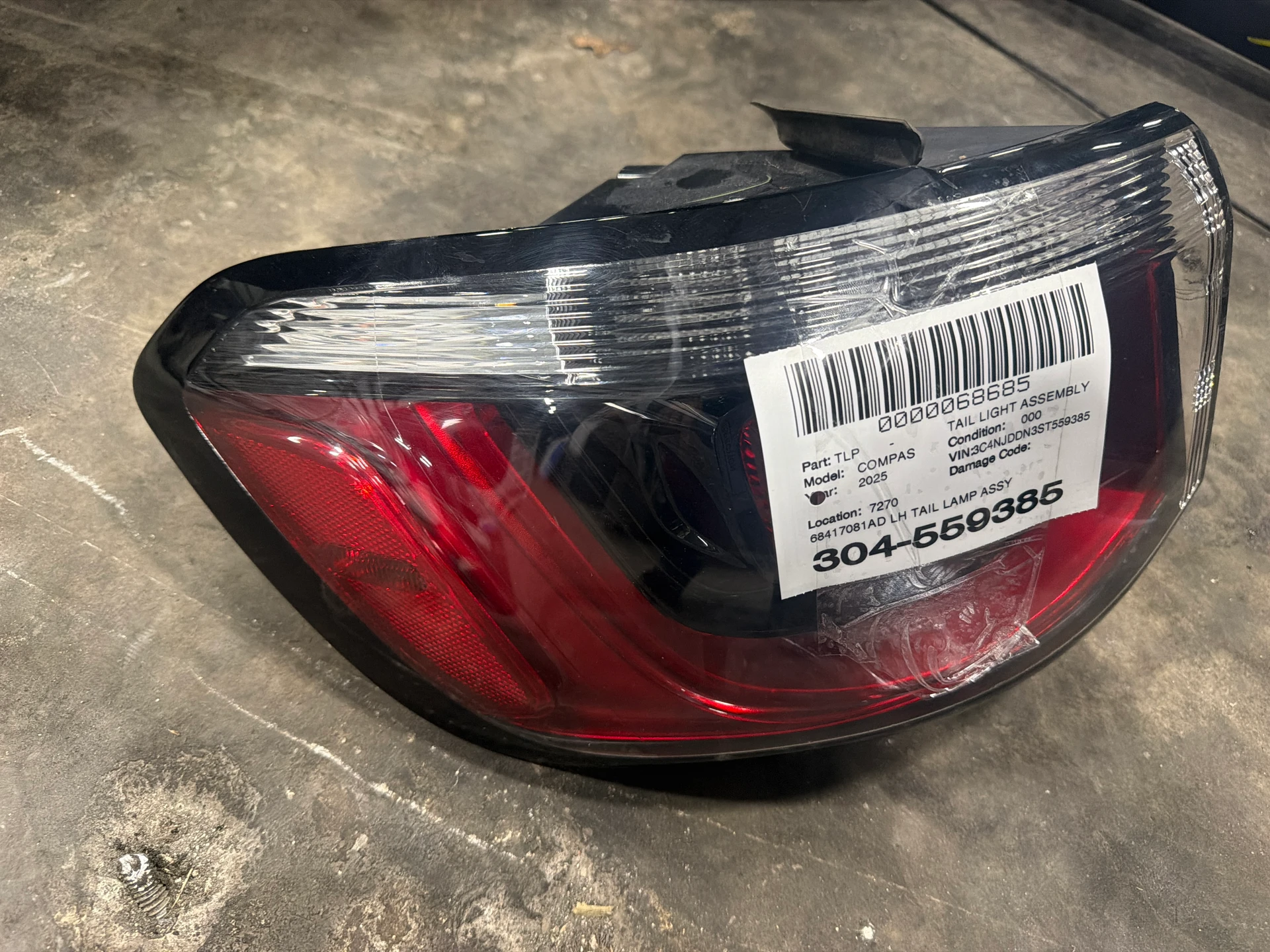 Lh Tail Lamp Assy · 1