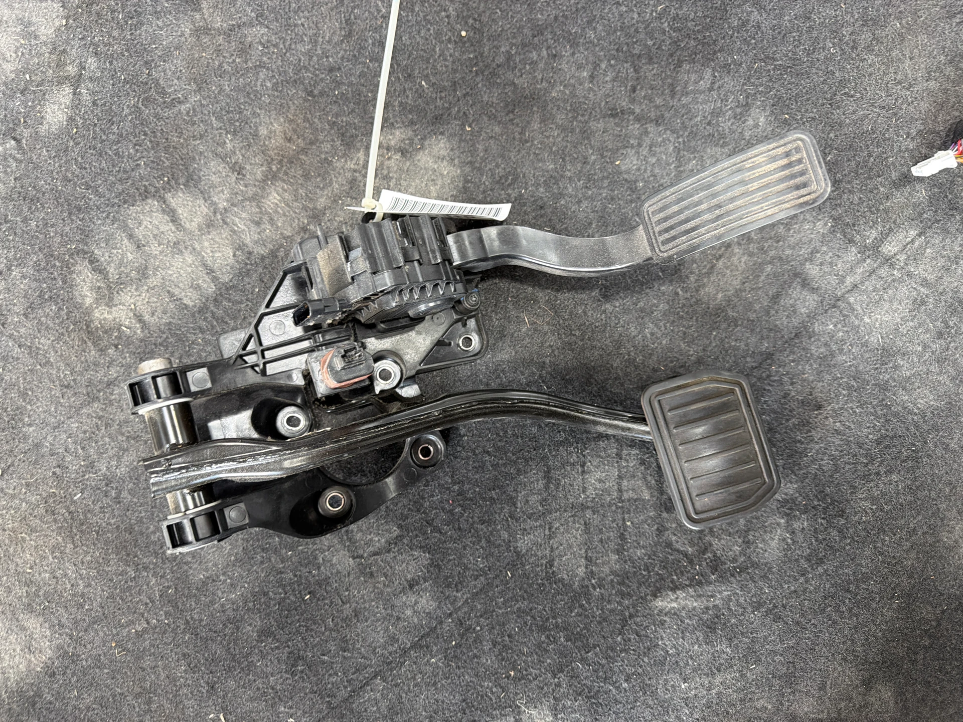 Accelerator Pedal · 2