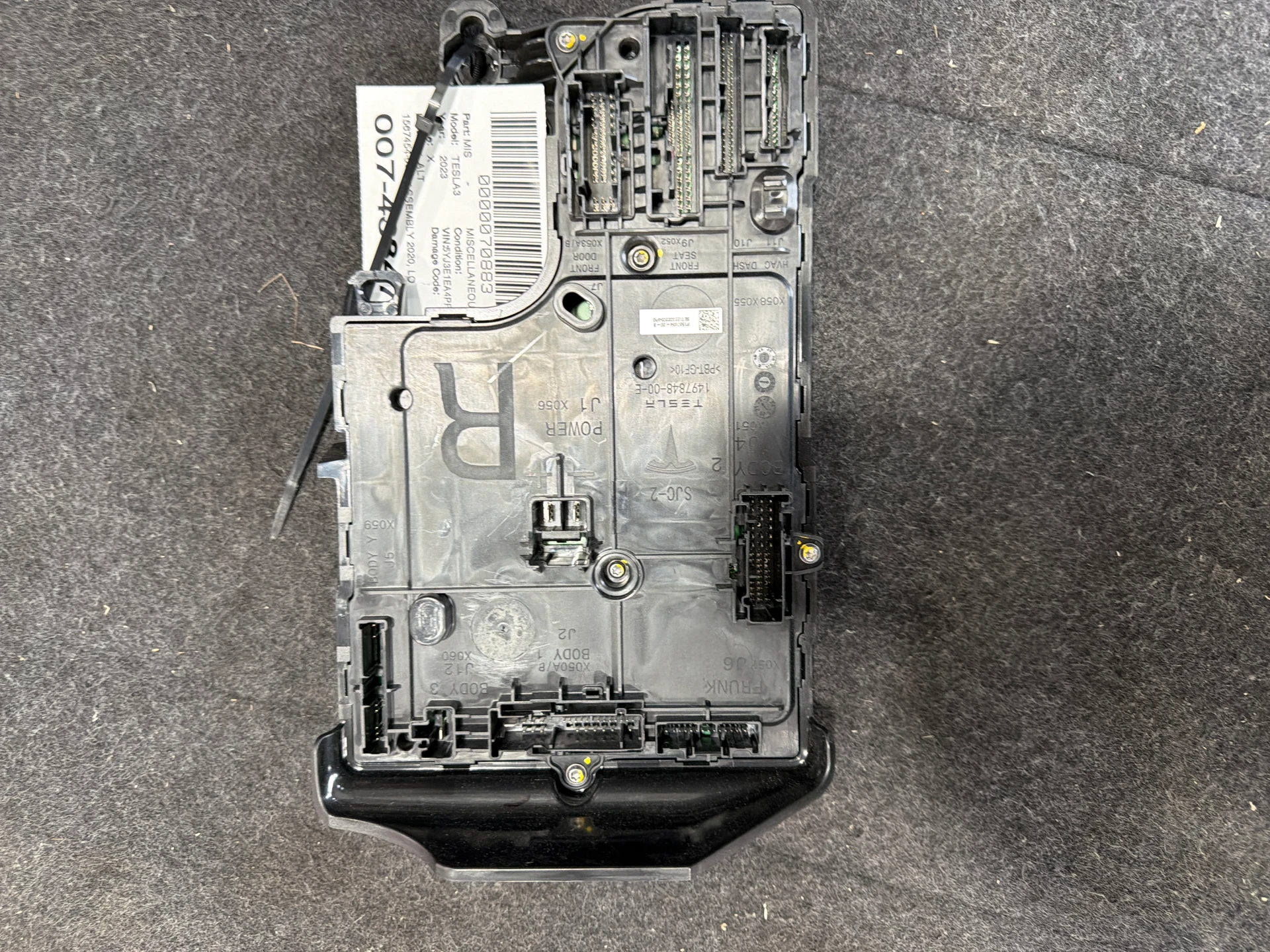 Assembly 2020, Low Voltage Premium Controller, Right · 2