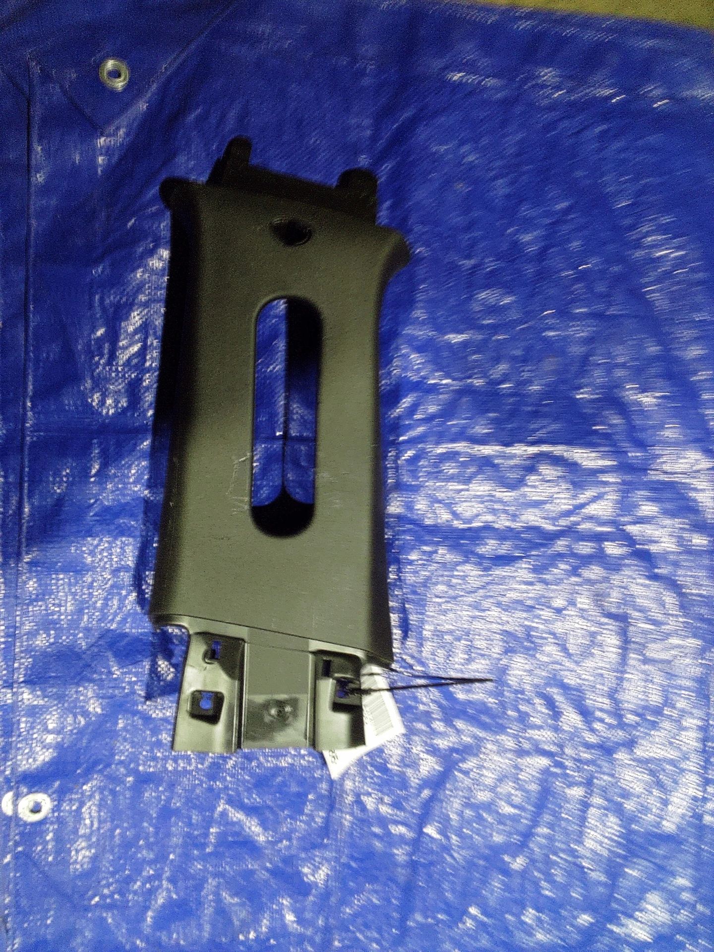 Lh B Pillar Molding · 1