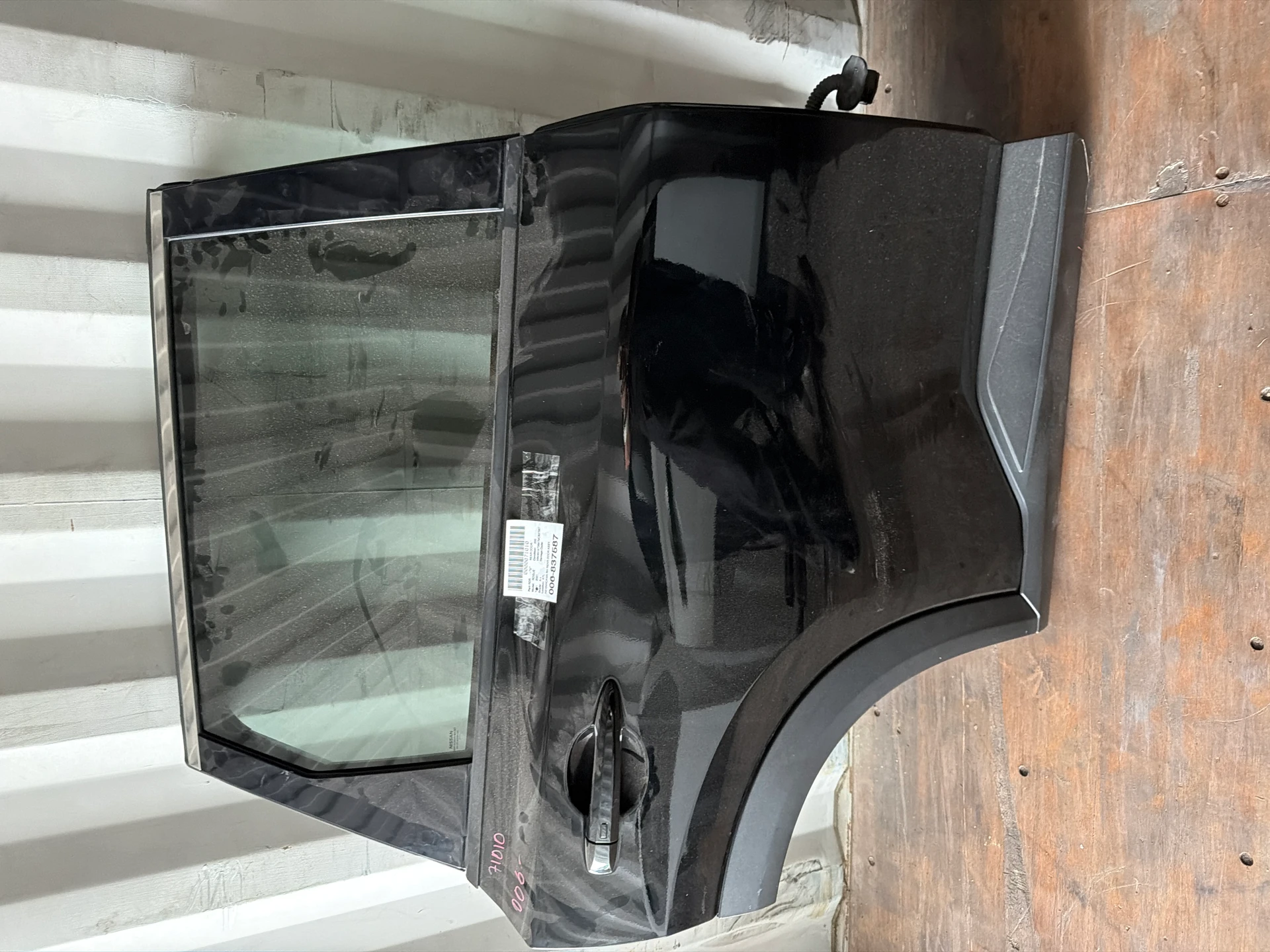 Rh Rear Door Assy · 1