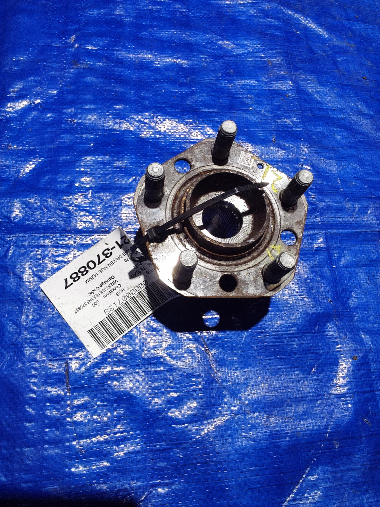 Driven Hub 142mm Flange · 1