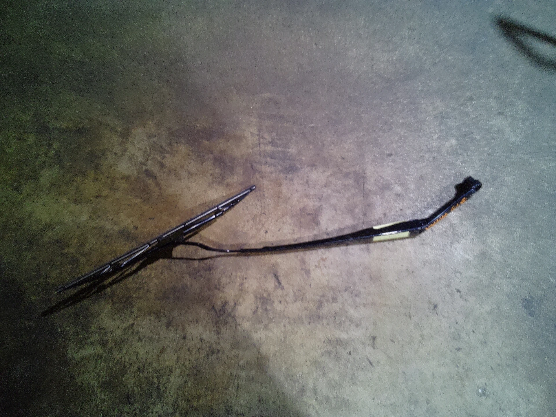 Rh Wiper Arm · 1