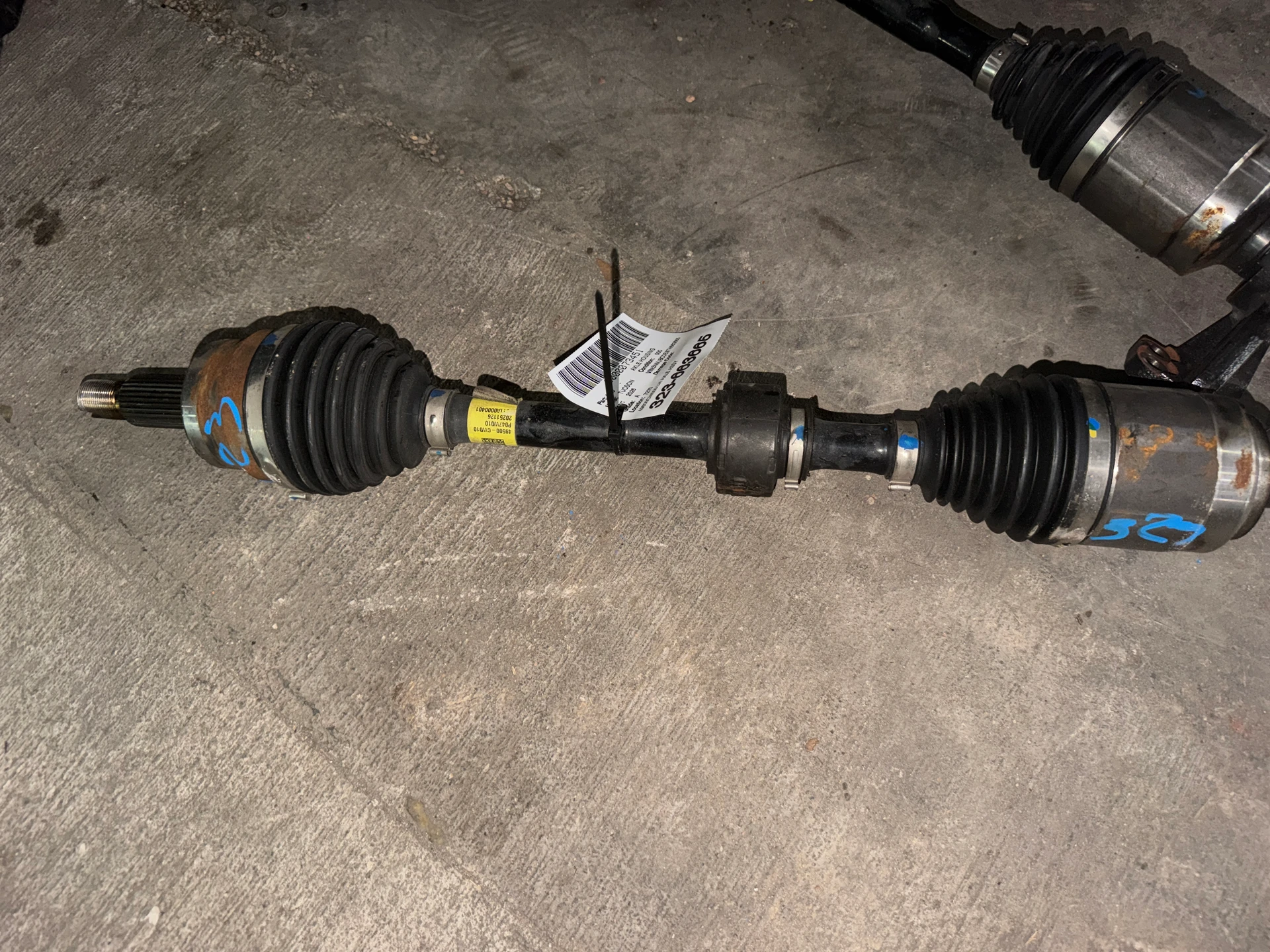 Lh Axle Assy · 1