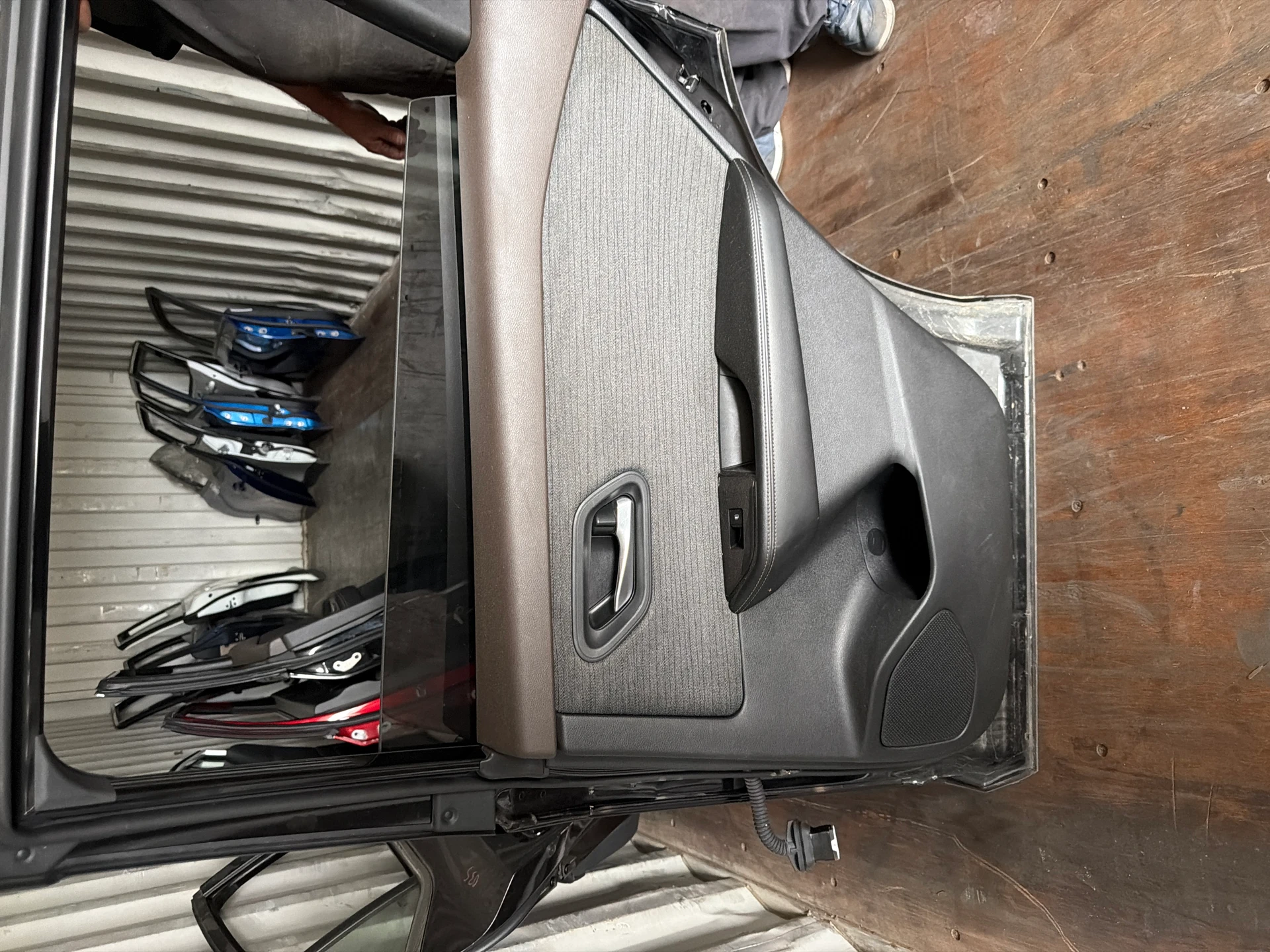 Rh Rear Door Assy · 2