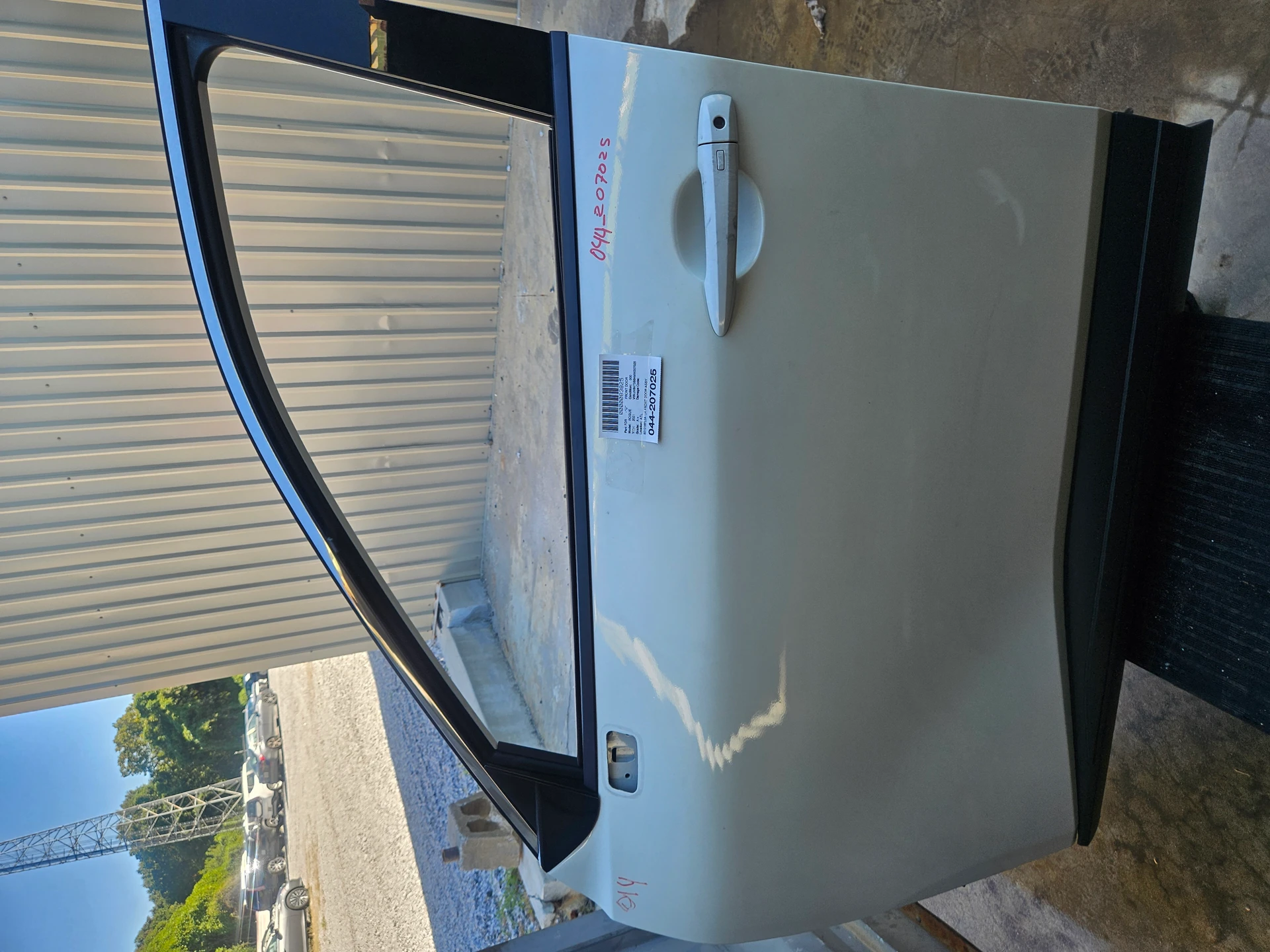 Lh Front Door Assy · 2
