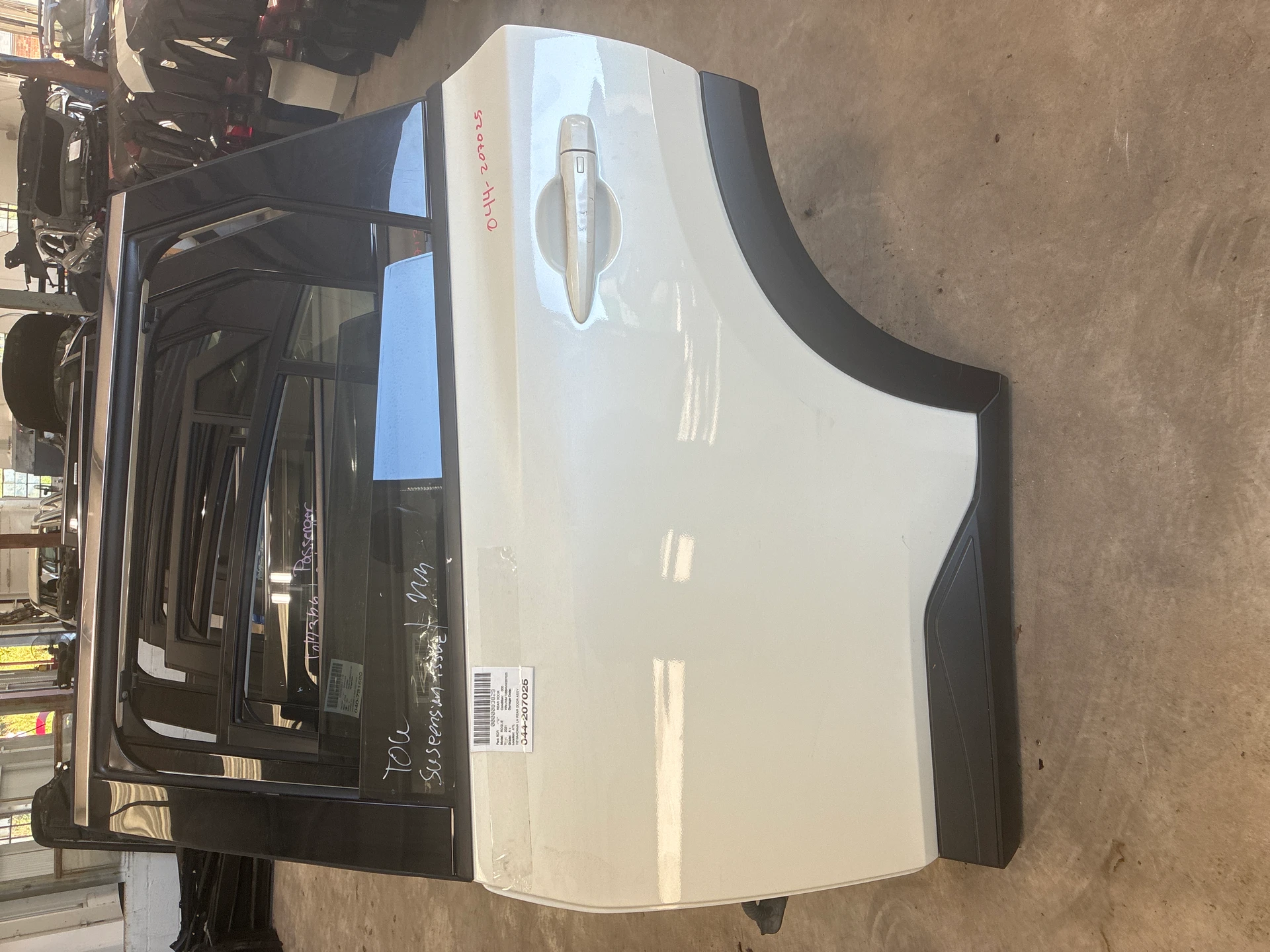 Lh Rear Door Assy · 1