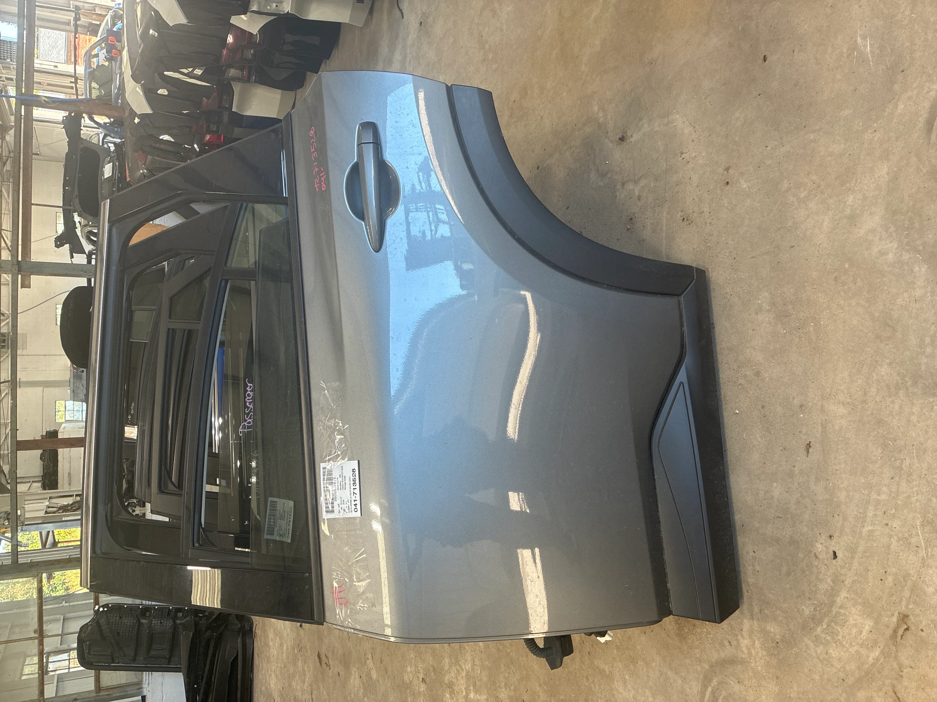 Lh Rear Door Assy · 1