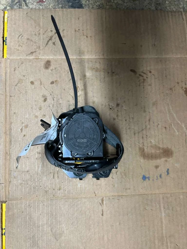 Lh Belt Assembly Rear · 1