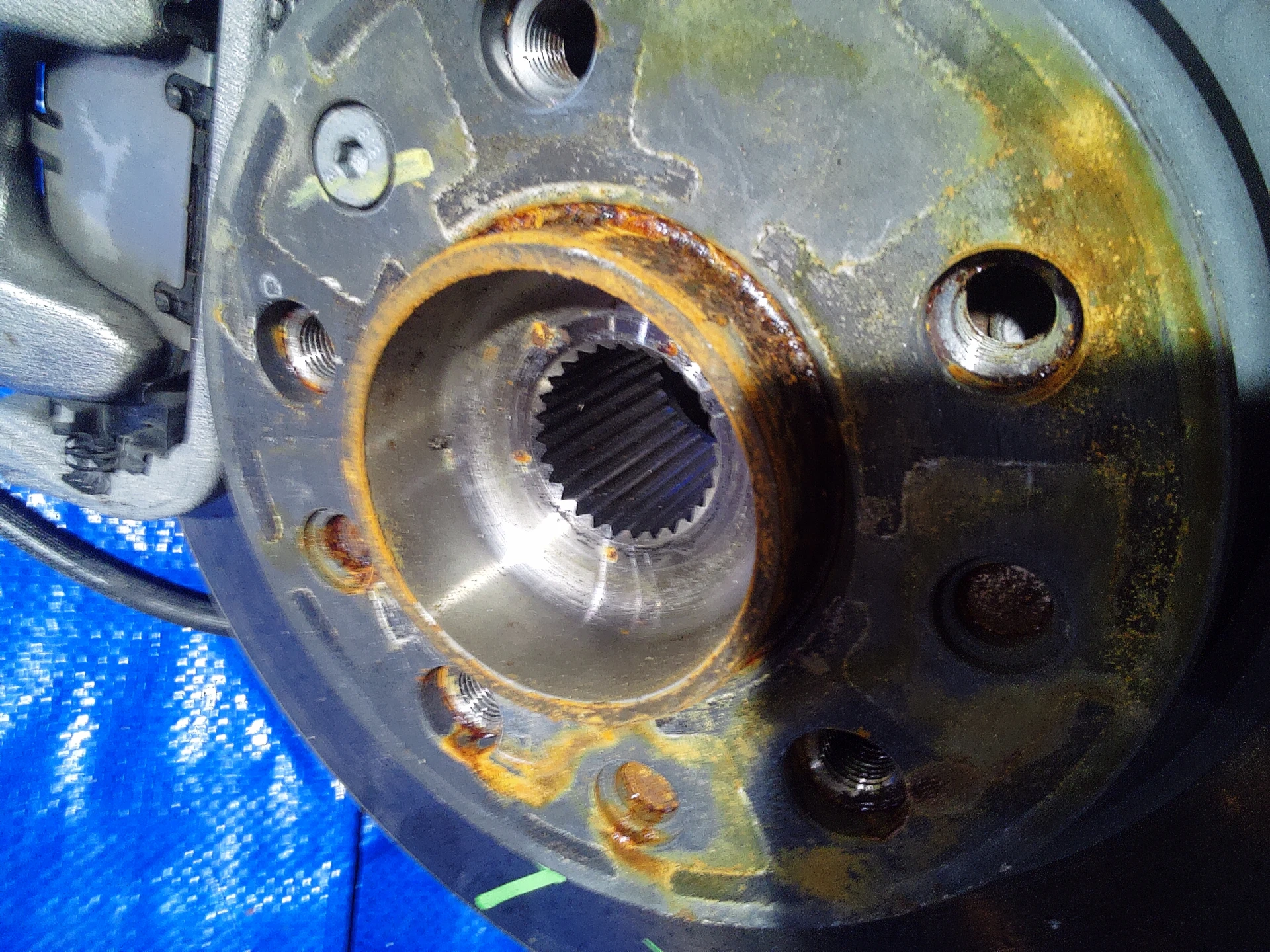 Lh/rh Rear Hub · 1
